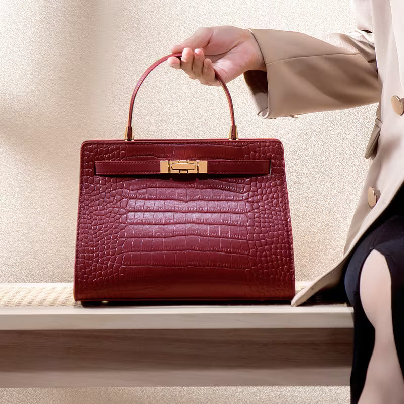 Versailles Shoulder Bag