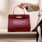 Versailles Shoulder Bag